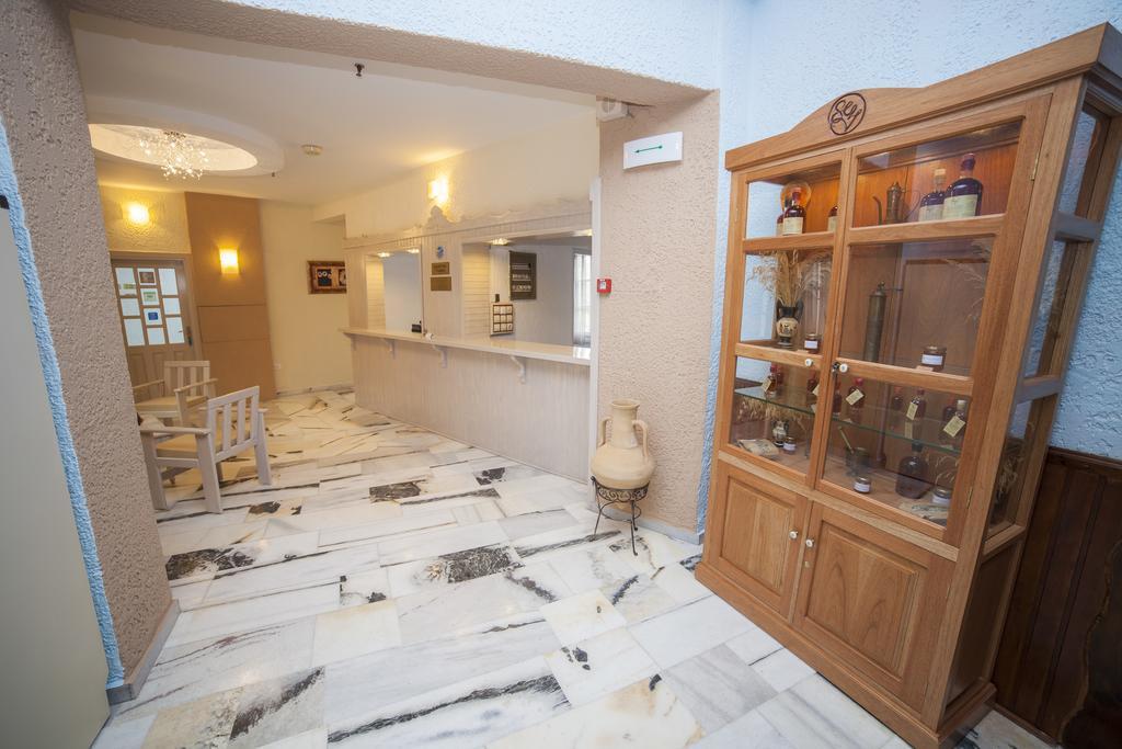 St.George Valsamitis Hotel Katapola Exterior photo