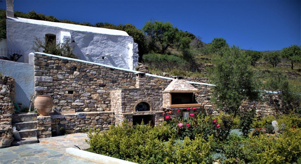 St.George Valsamitis Hotel Katapola Exterior photo